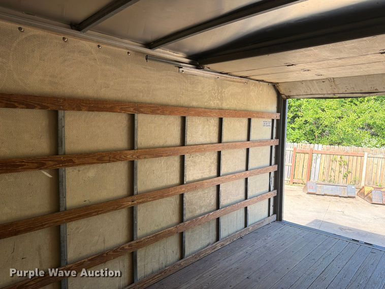 image for item DQ7764 1991 Isuzu NPR box truck