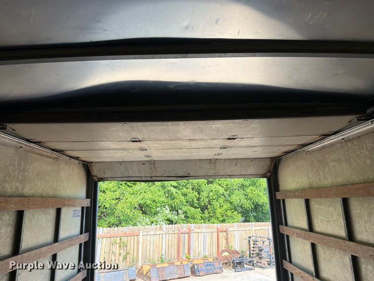 image for item DQ7764 1991 Isuzu NPR box truck