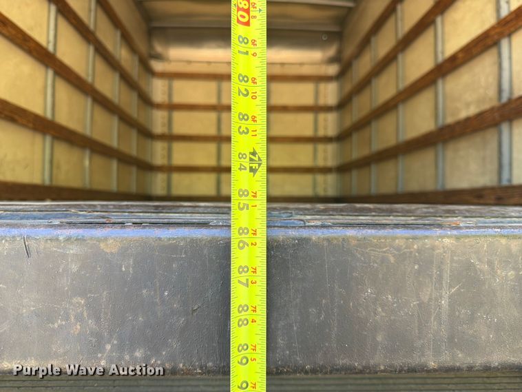 image for item DQ7764 1991 Isuzu NPR box truck