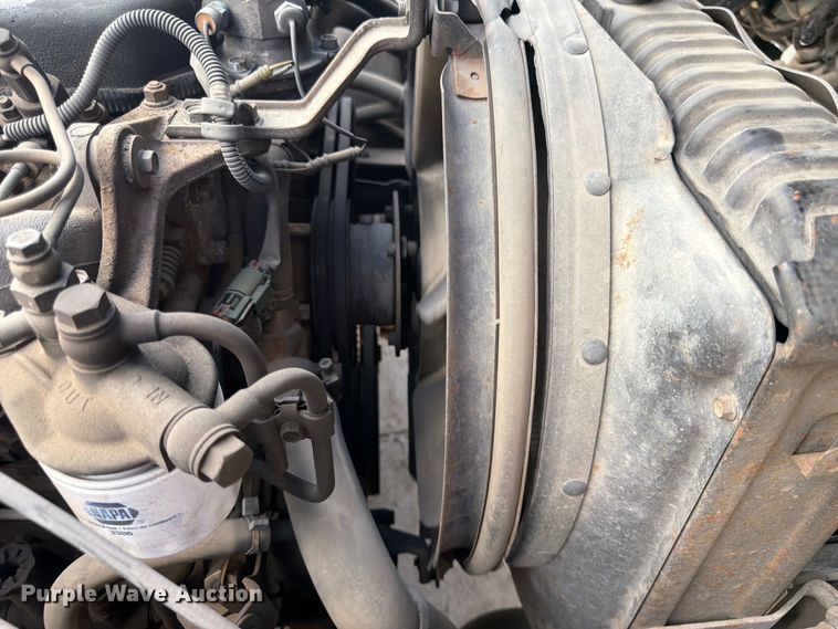 image for item DQ7764 1991 Isuzu NPR box truck
