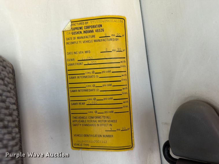 image for item DQ7764 1991 Isuzu NPR box truck