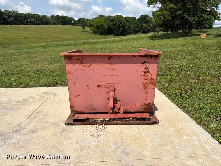 image for item DQ7766 Skid mounted dumpster