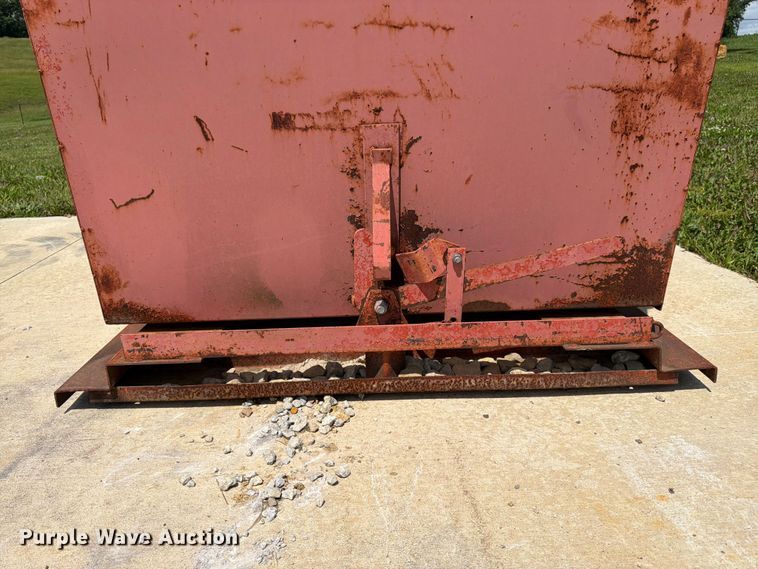 image for item DQ7766 Skid mounted dumpster