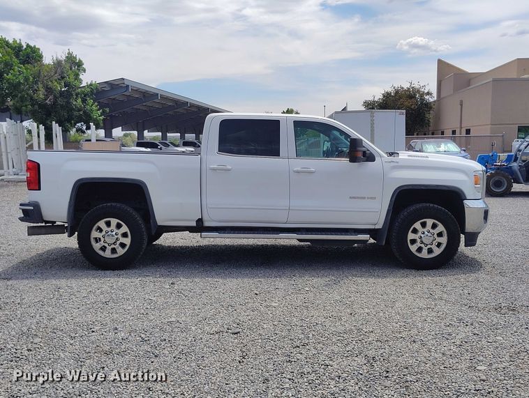 image for item DT0793 2018 GMC Sierra 2500HD Crew Cab pickup truck
