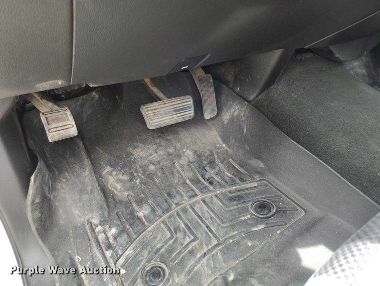 image for item DT0793 2018 GMC Sierra 2500HD Crew Cab pickup truck