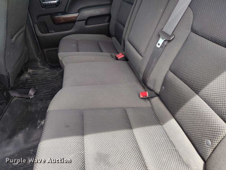 image for item DT0793 2018 GMC Sierra 2500HD Crew Cab pickup truck