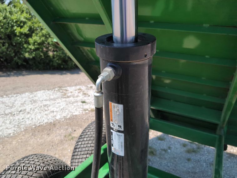 image for item DT1757 Turftime DT-14 dump trailer