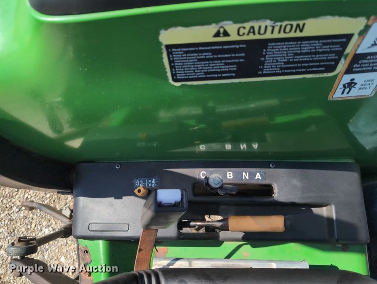 image for item DT1758 2000 John Deere 4700 MFWD tractor