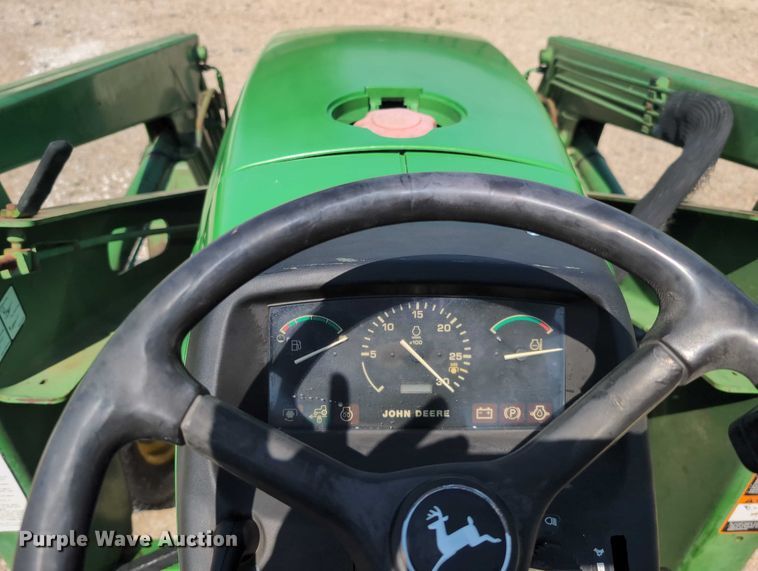 image for item DT1758 2000 John Deere 4700 MFWD tractor