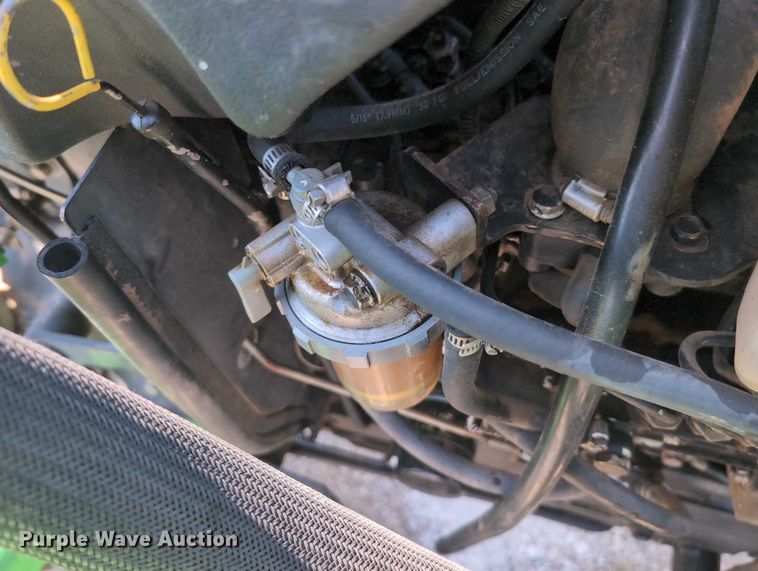 image for item DT1758 2000 John Deere 4700 MFWD tractor