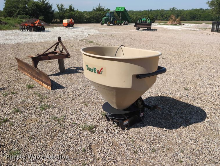 image for item DT1759 Ag equipment