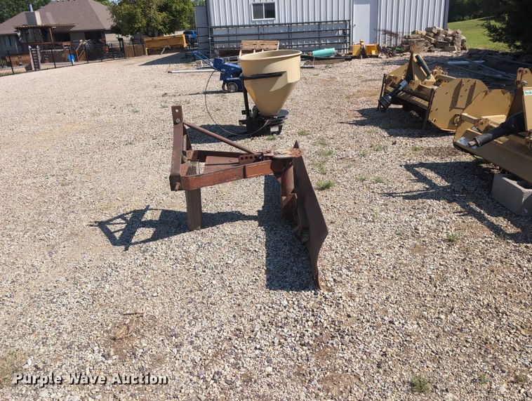 image for item DT1759 Ag equipment