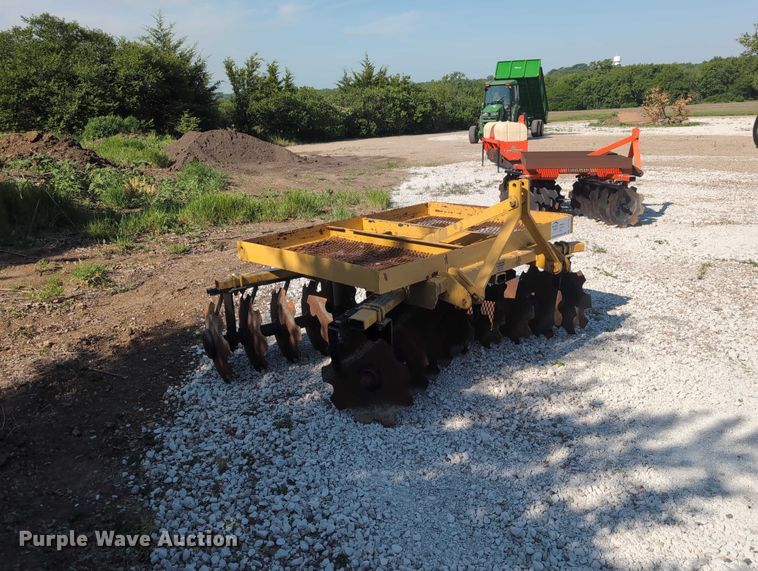 image for item DT1761 Land Pride DH1572 tandem disk