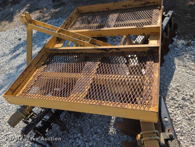 image for item DT1761 Land Pride DH1572 tandem disk