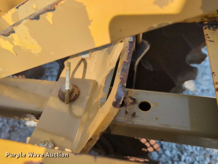 image for item DT1761 Land Pride DH1572 tandem disk