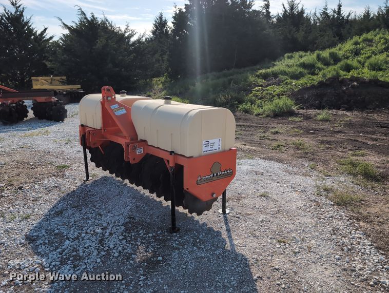image for item DT1763 Land Pride CR2572 straw crimper