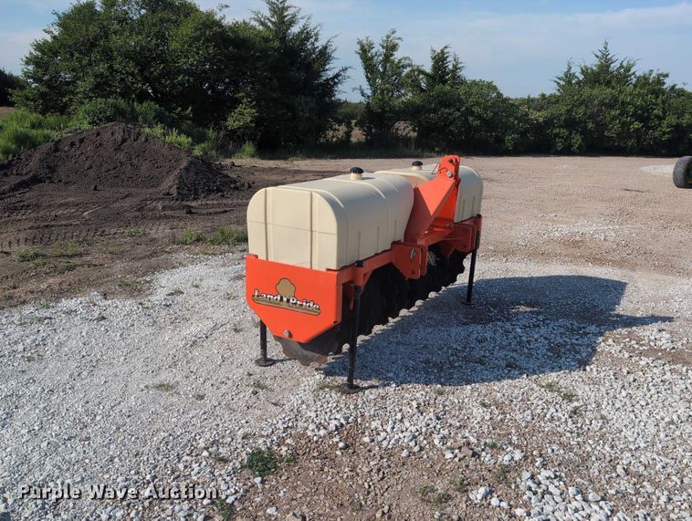 image for item DT1763 Land Pride CR2572 straw crimper