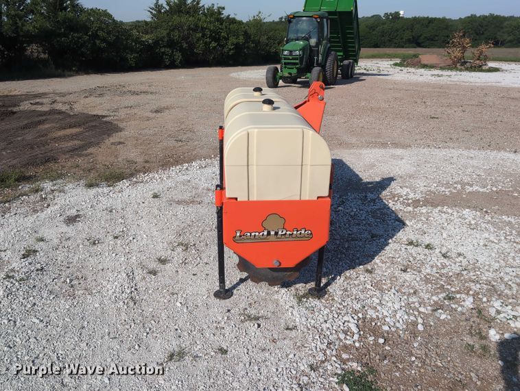 image for item DT1763 Land Pride CR2572 straw crimper