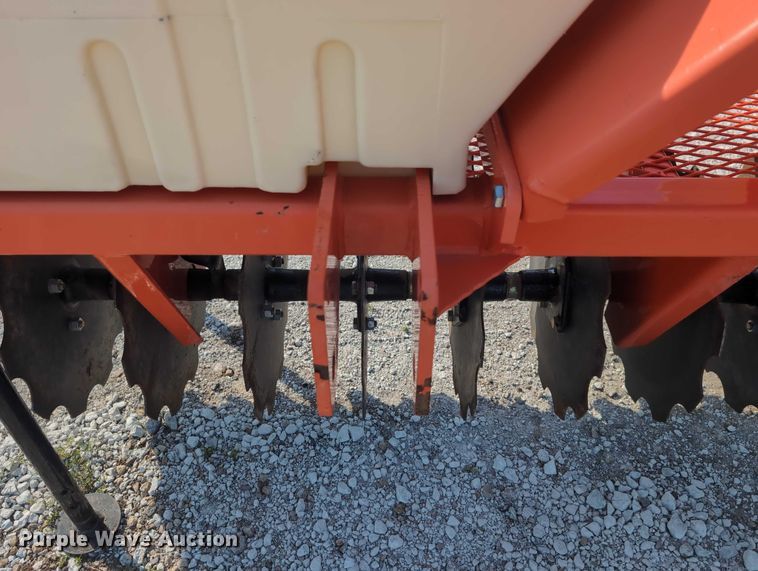 image for item DT1763 Land Pride CR2572 straw crimper