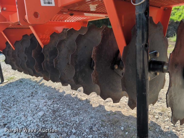 image for item DT1763 Land Pride CR2572 straw crimper