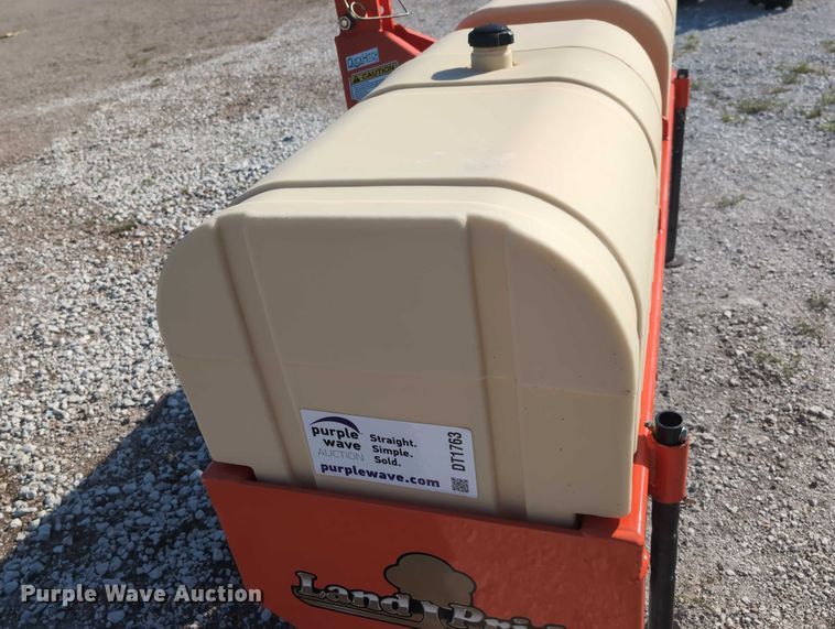 image for item DT1763 Land Pride CR2572 straw crimper