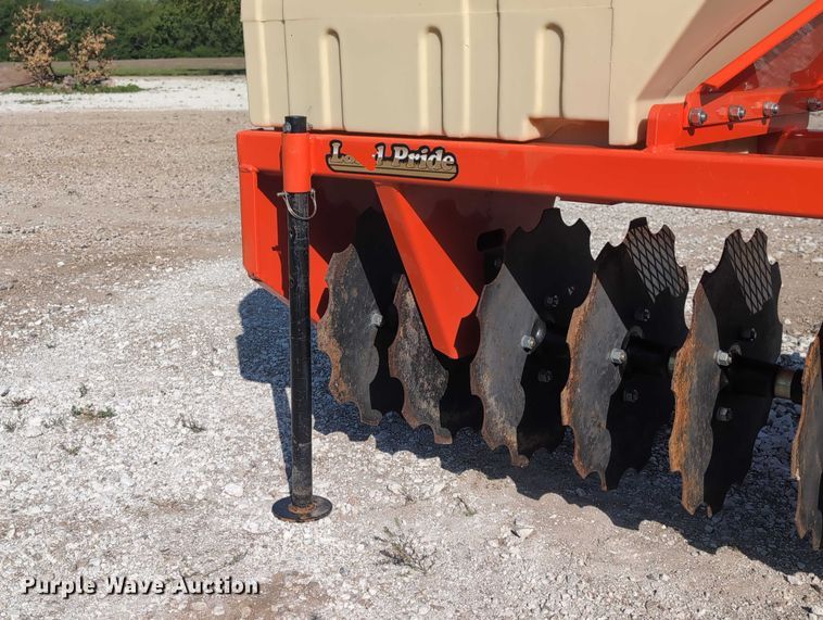 image for item DT1763 Land Pride CR2572 straw crimper