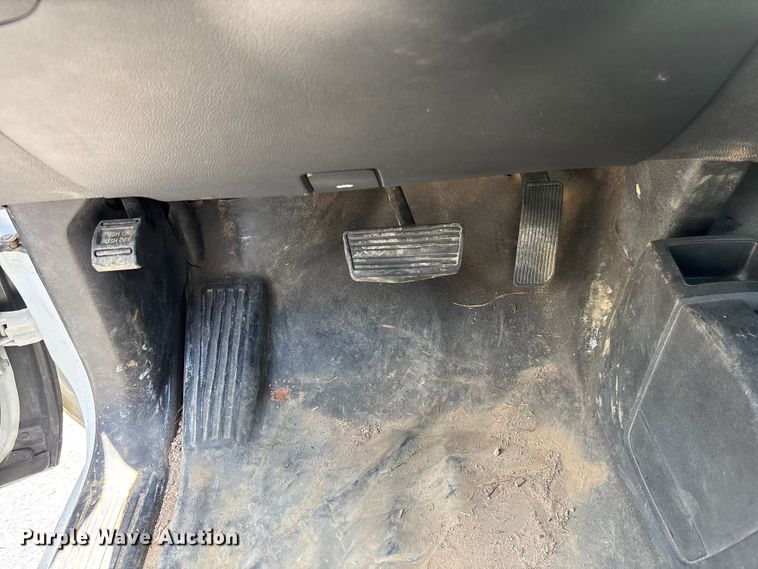 image for item DU6271 2018 Chevrolet Silverado 1500 Crew Cab pickup truck