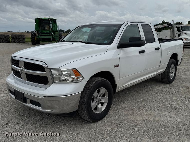 image for item DV2002 2019 RAM 1500 Ext. Cab pickup truck
