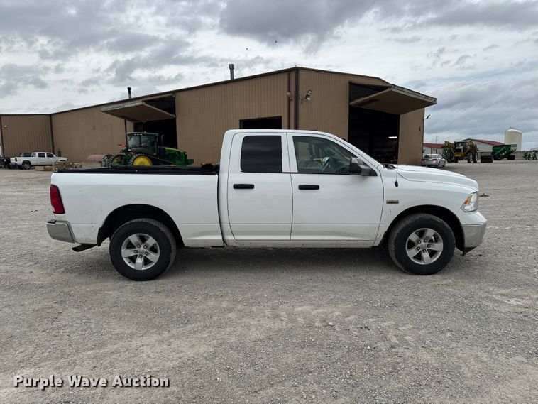 image for item DV2002 2019 RAM 1500 Ext. Cab pickup truck