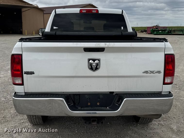 image for item DV2002 2019 RAM 1500 Ext. Cab pickup truck