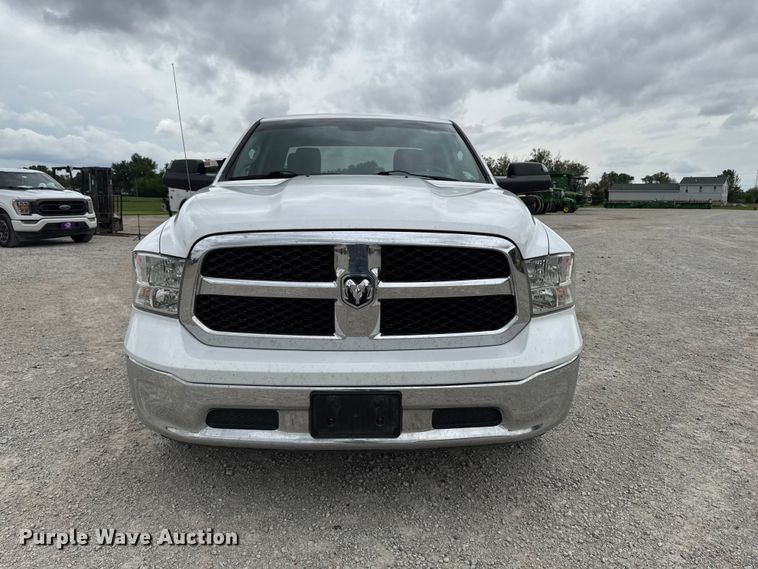 image for item DV2002 2019 RAM 1500 Ext. Cab pickup truck