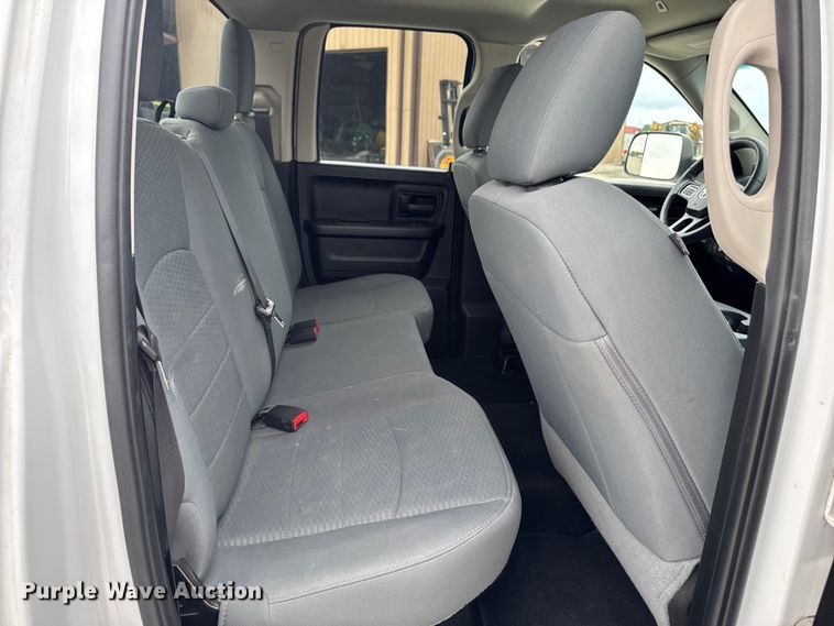 image for item DV2002 2019 RAM 1500 Ext. Cab pickup truck