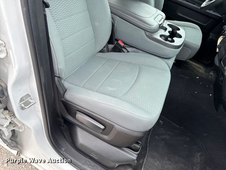image for item DV2002 2019 RAM 1500 Ext. Cab pickup truck