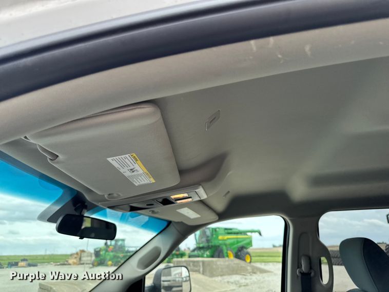 image for item DV2002 2019 RAM 1500 Ext. Cab pickup truck