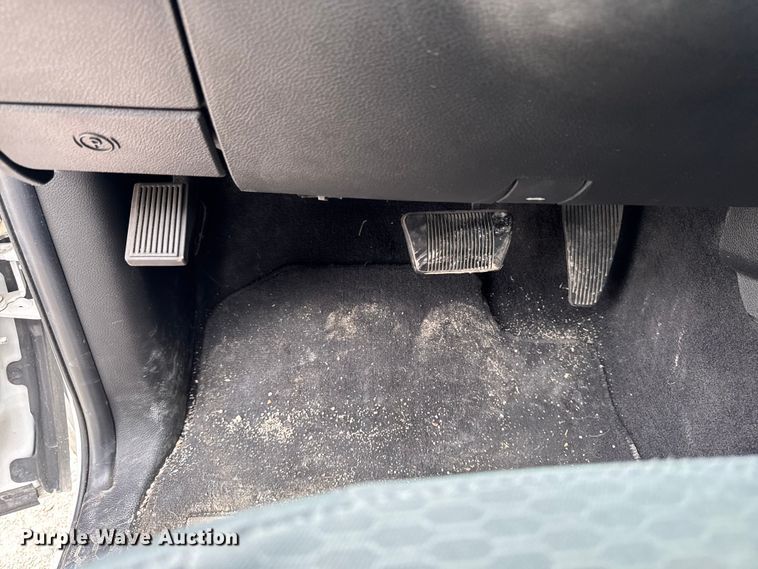 image for item DV2002 2019 RAM 1500 Ext. Cab pickup truck