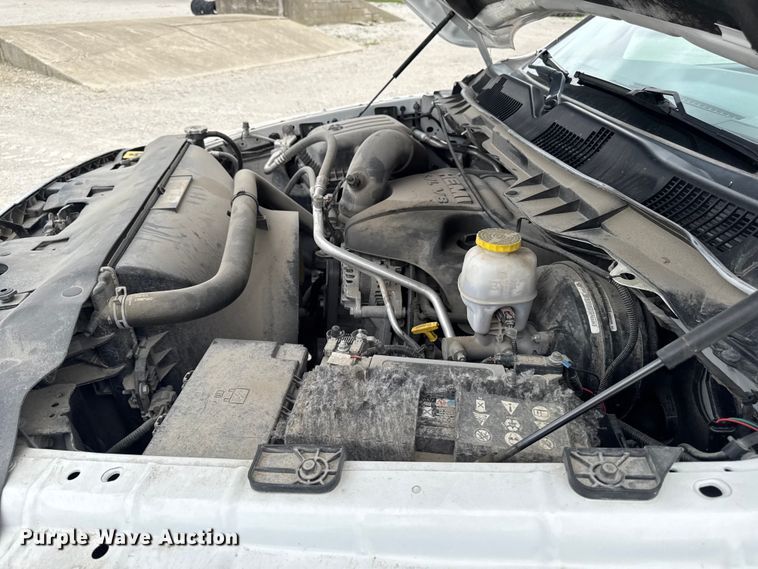 image for item DV2002 2019 RAM 1500 Ext. Cab pickup truck