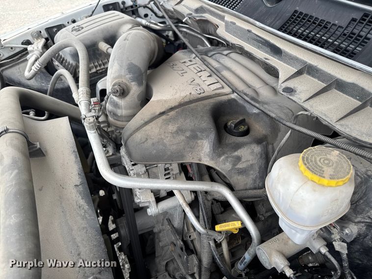 image for item DV2002 2019 RAM 1500 Ext. Cab pickup truck