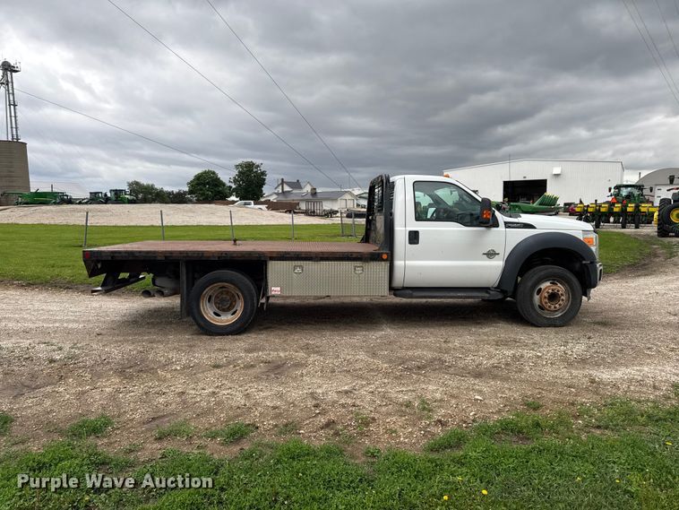 image for item DV2003 2013 Ford F550 Super Duty XL flatbed truck