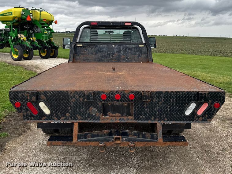 image for item DV2003 2013 Ford F550 Super Duty XL flatbed truck
