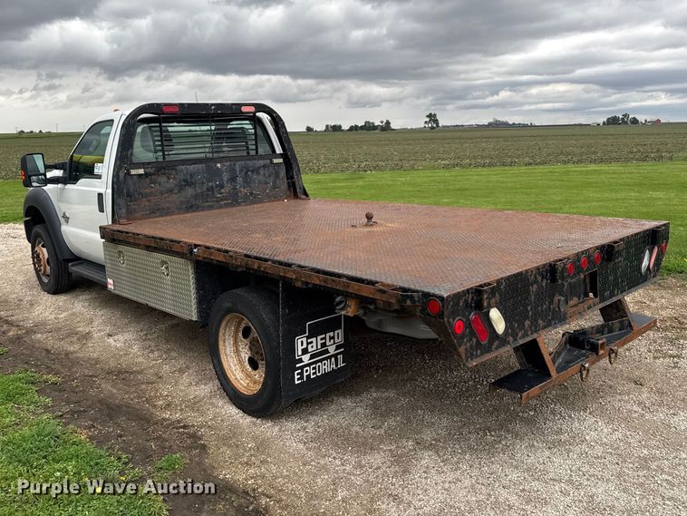 image for item DV2003 2013 Ford F550 Super Duty XL flatbed truck