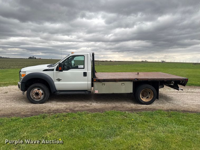 image for item DV2003 2013 Ford F550 Super Duty XL flatbed truck