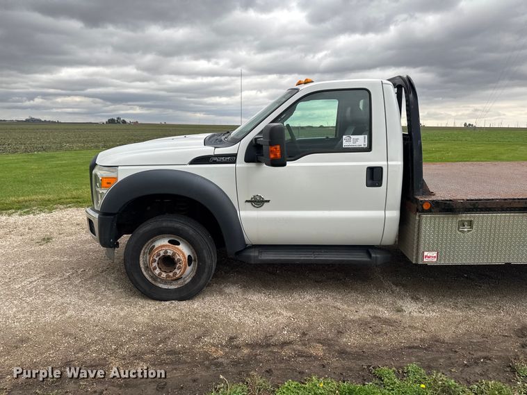 image for item DV2003 2013 Ford F550 Super Duty XL flatbed truck