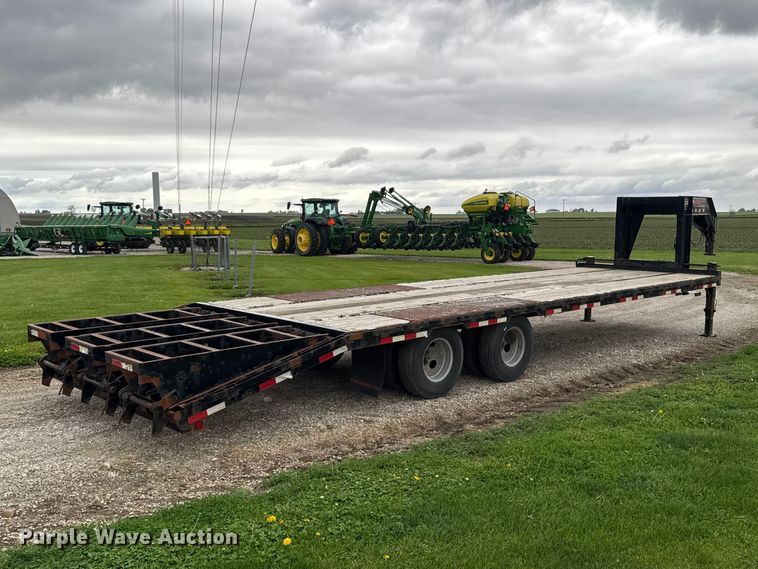 image for item DV2004 2018 Trailerman Trailers HHG8255F20 equipment trailer
