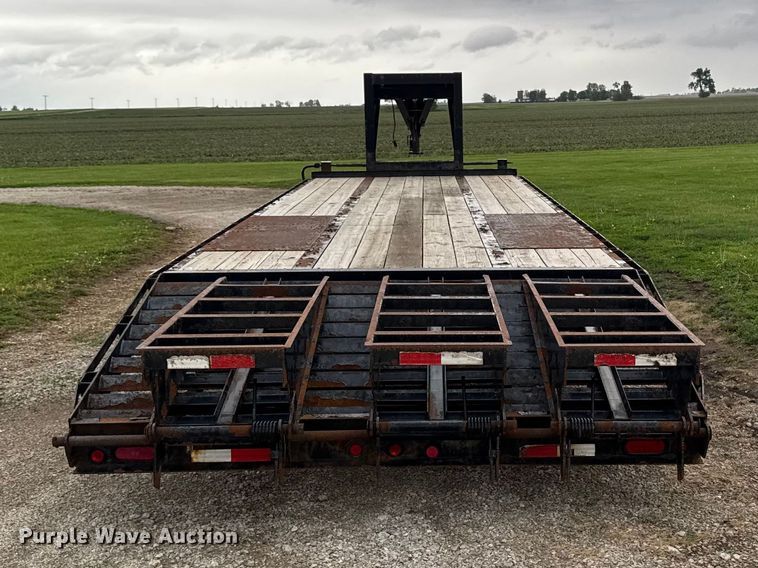 image for item DV2004 2018 Trailerman Trailers HHG8255F20 equipment trailer