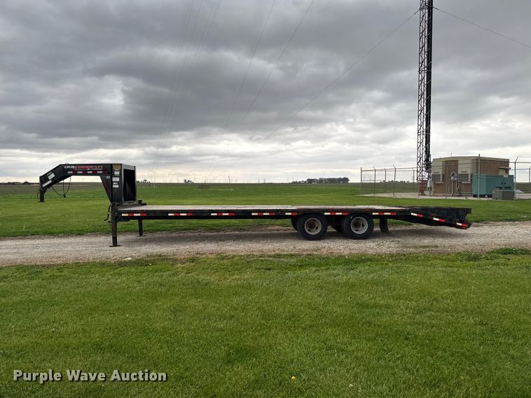 image for item DV2004 2018 Trailerman Trailers HHG8255F20 equipment trailer