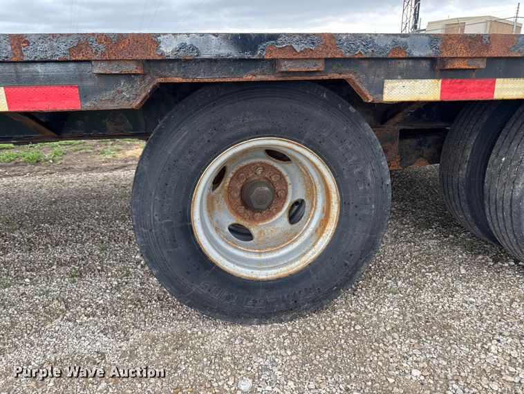 image for item DV2004 2018 Trailerman Trailers HHG8255F20 equipment trailer