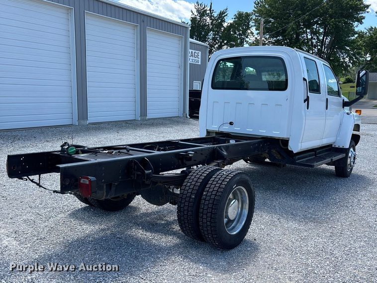 image for item DV4316 2008 GMC C5 5500 truck cab and chassis