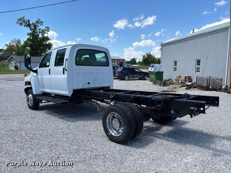 image for item DV4316 2008 GMC C5 5500 truck cab and chassis