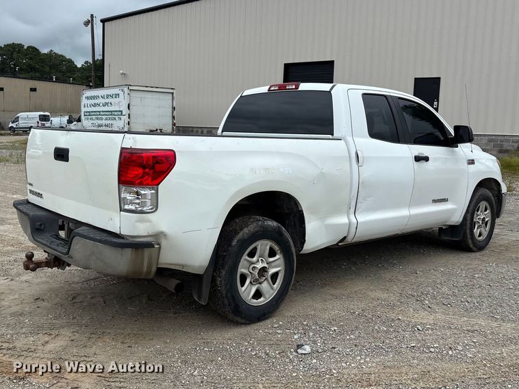 image for item DV4360 2008 Toyota Tundra Ext. Cab pickup truck