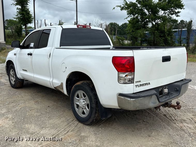 image for item DV4360 2008 Toyota Tundra Ext. Cab pickup truck